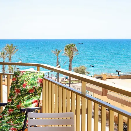 Apartment Beachfront - Dona Sofia