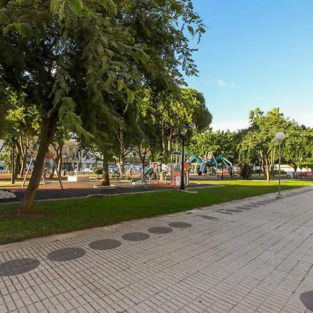 Beachfront - Dona Sofia * 丰希罗拉