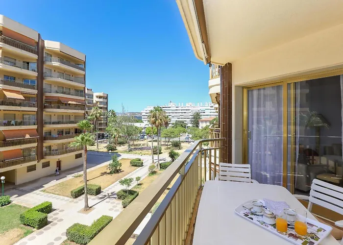 Beachfront - Dona Sofia Fuengirola