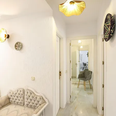 Beachfront - Dona Sofia