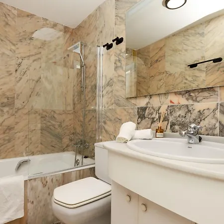 Beachfront - Dona Sofia