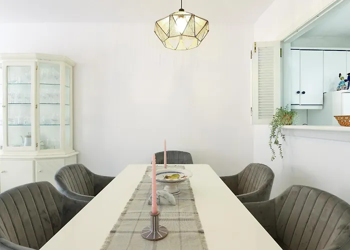 Beachfront - Dona Sofia *